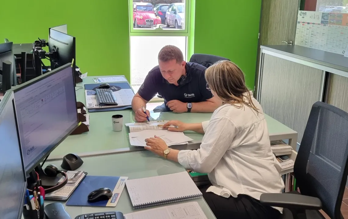 Offre d'emploi technicien achats Sanitaire